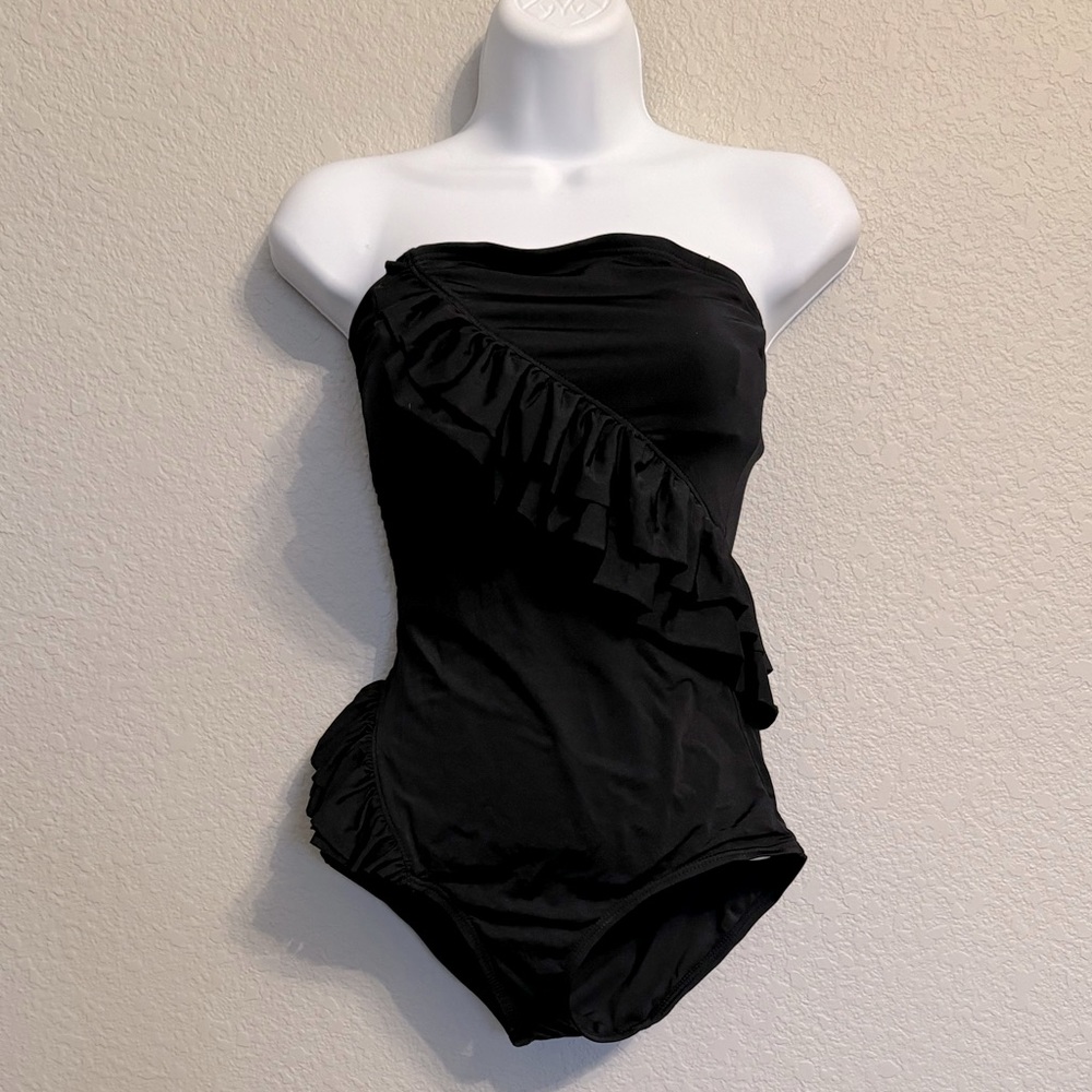 MARC by MARC JACOBS Swimwear black ruffled one-piece small